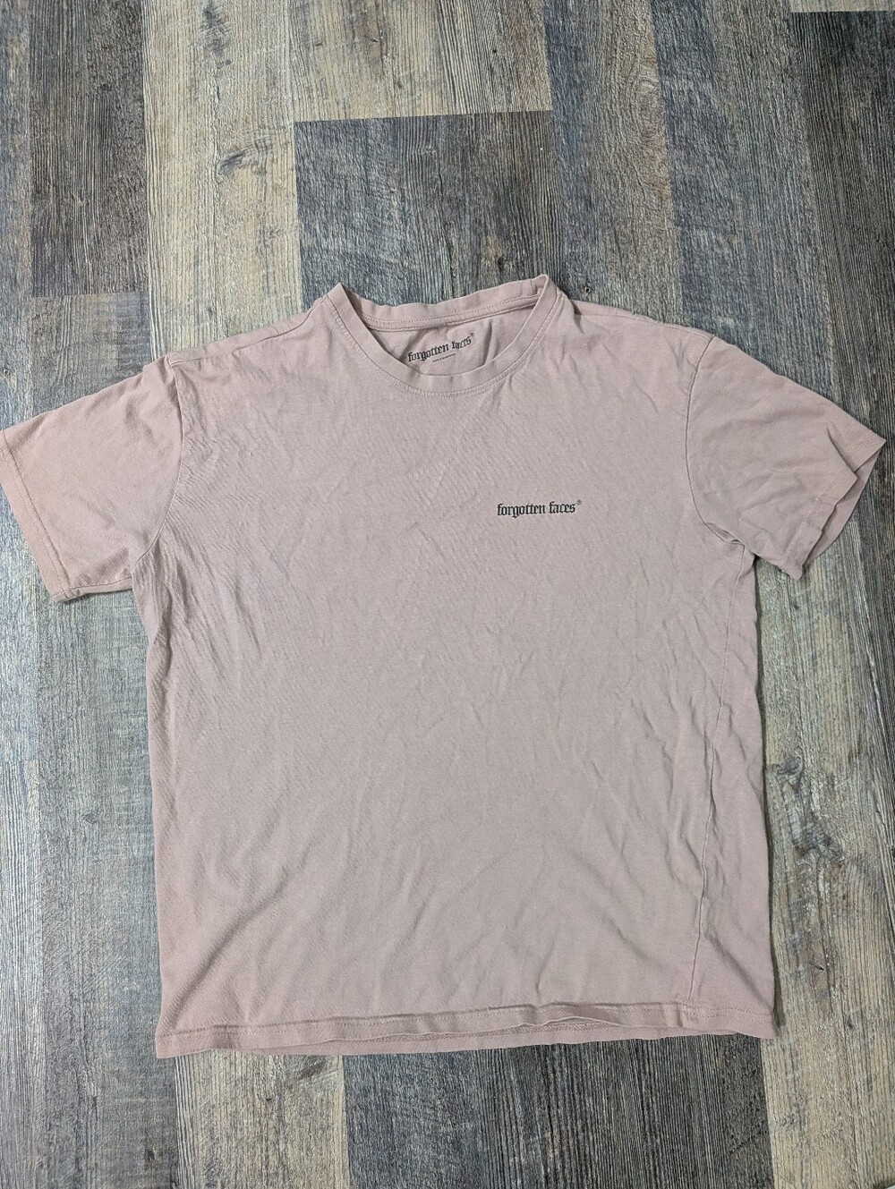 Forgotten Faces Pink Skull Graphic Mens Medium Shirt